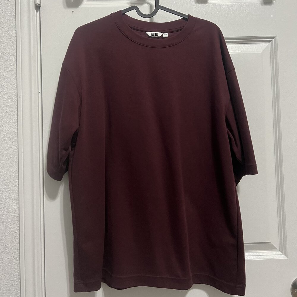 Uniqlo U Airism T Shirt Men’s Wine Red Oversized Tee